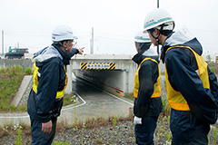 少し離れたところから現場を見ることも大切