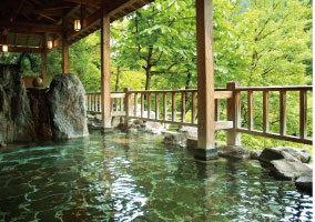 湯野上温泉