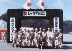 nT