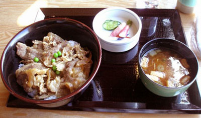 赤べご丼