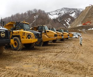 臨戦体制重ダンプ