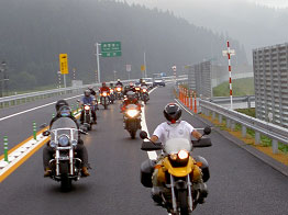 バイク好きの方は、いち早く体感！！