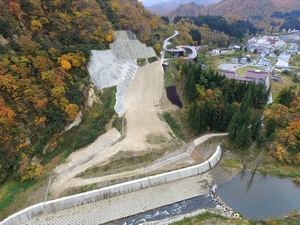 肘折山腹工完成写真