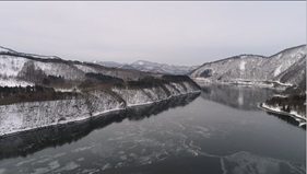 厳冬の錦秋湖に感動しました【水没林】