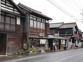 七日町通り