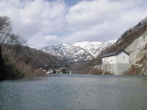 合地沢橋と野川第二発電所