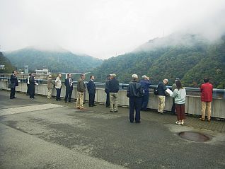 ながい百秋湖の由来や竜神大橋下に眠る管野ダムに興味を持たれました