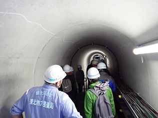 地震計を「百葉箱」と答える先生も?!