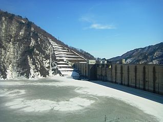 融雪による越流はいつ始まるかな♪