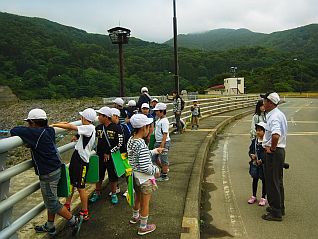 洪水吐での様子