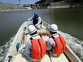 巡視の目的およびダムの施設や地すべりについて学びました