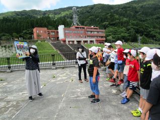 展望台でのダム見学