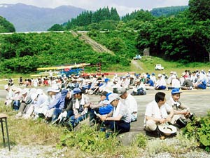 参加した町民たち