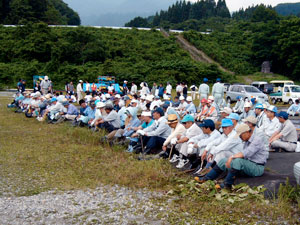 参加した町民たち