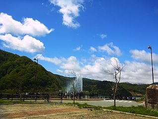 寒河江ダム広場 大噴水見学