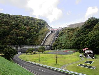 ①スポーツ広場から撮影（10/12撮影）