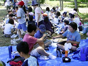 焼き上がった「ハヨ」をみんなでおいしくいただきました。