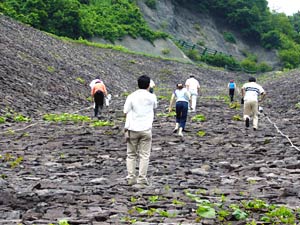 みんな一緒にダム登山チャレンジ