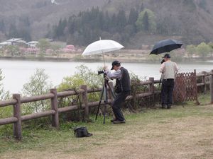 写真撮影 (須郷橋付近の広場) [H22.5.7]