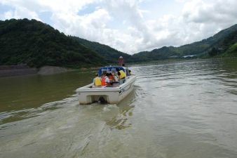 船で白川湖の巡視へ出発！！