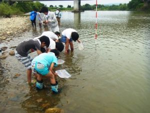 飯豊橋付近での調査