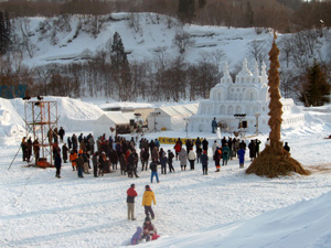 >“中津川雪祭りの様子”