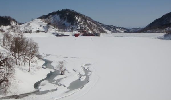 平成25年3月22日の湖面の様子