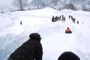 今年もすべり台大会を開催しました