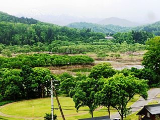 須郷橋カメラ方面から見た白川湖