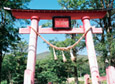 霊山・兜明神岳と兜明神社（標高1005m）