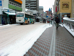 弘前まちなか散策街道の歩道融雪化