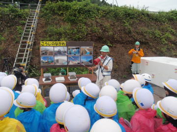 現場代理人から工事内容について説明