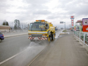 散水車